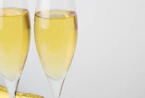 champagne-glasses